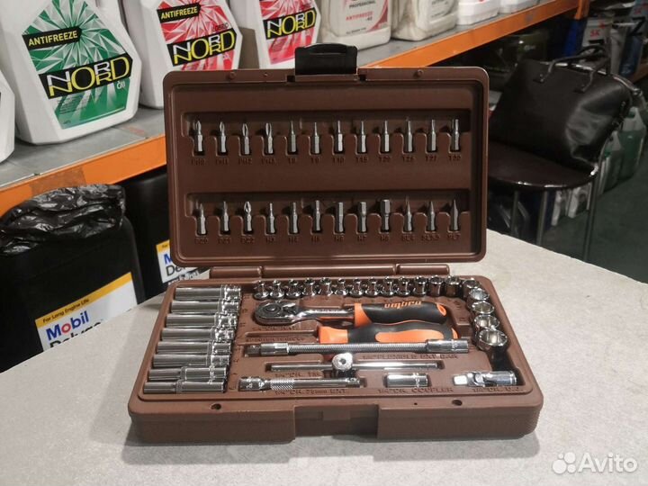 Набор инструментов 57 предметов 1/4 DR ombra