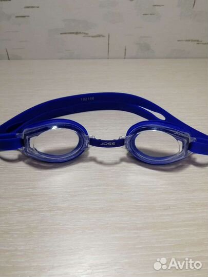 Очки для плавания