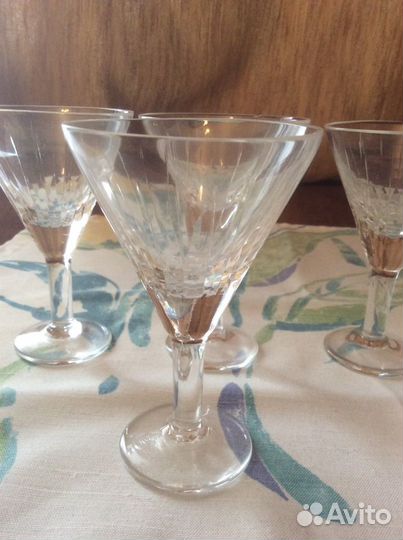 Хрустальные фужеры и рюмки