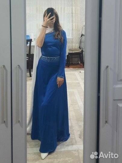 Вечернее платье