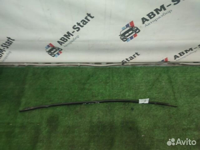 Молдинг стекла передний правый Bmw 523 F10