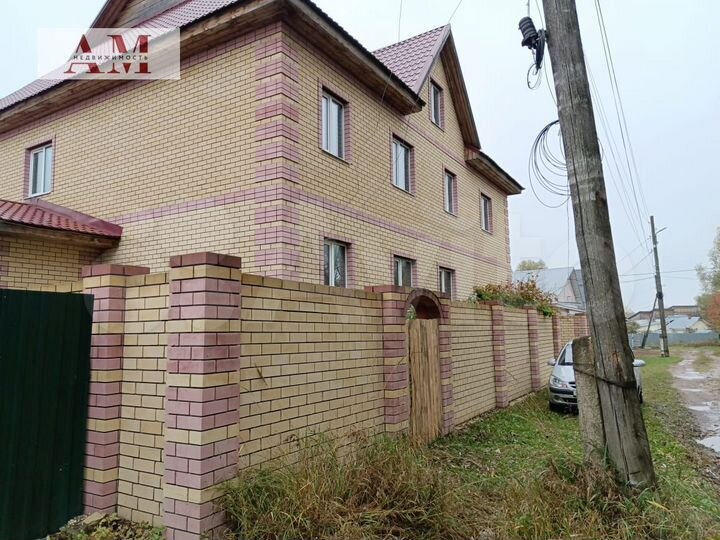 Дом 298,6 м² на участке 14,2 сот.