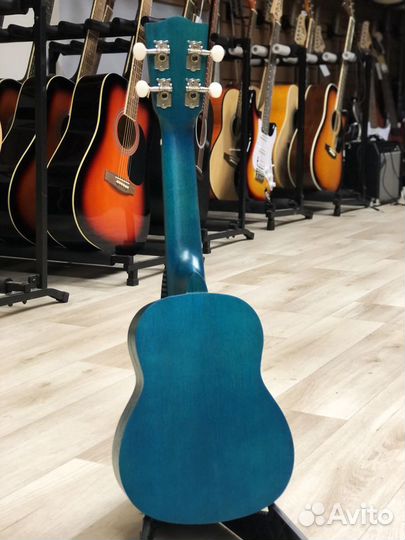 Укулеле сопрано бирюзовая