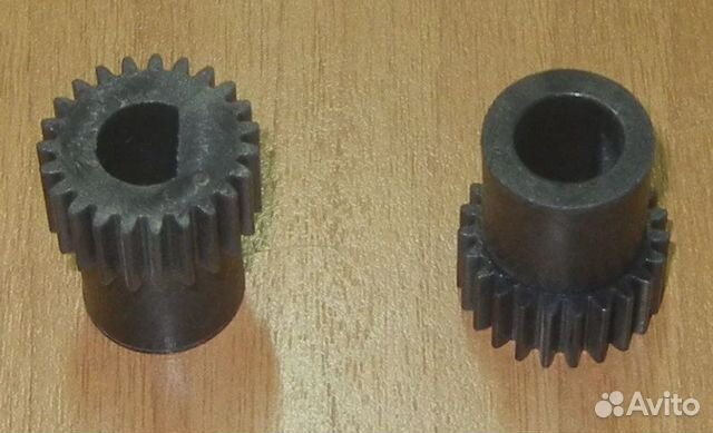 Шестерня мясорубки хозяюшка черная малая