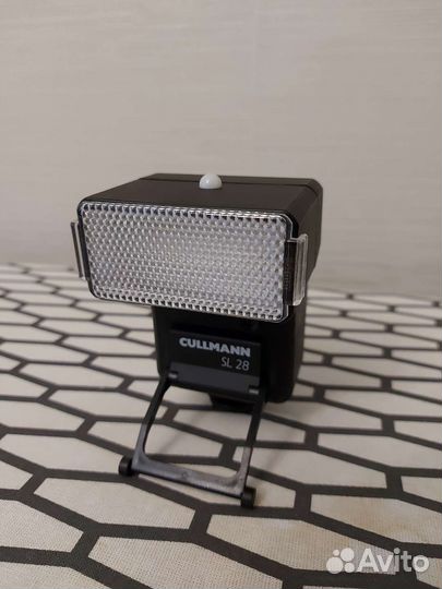Фотовспышка Cullmann SL28