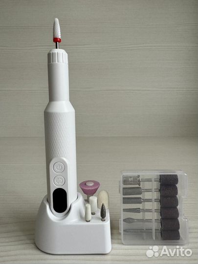 Аппарат для маникюра и педикюра беспроводной