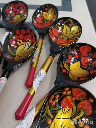 Деревянные ложки хохлома