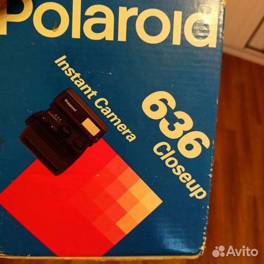 Плёночный фотоаппарат Polaroid 636 Closeup