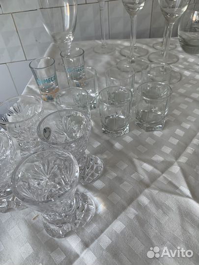 Хрустальные и стеклянные стаканы,рюмки