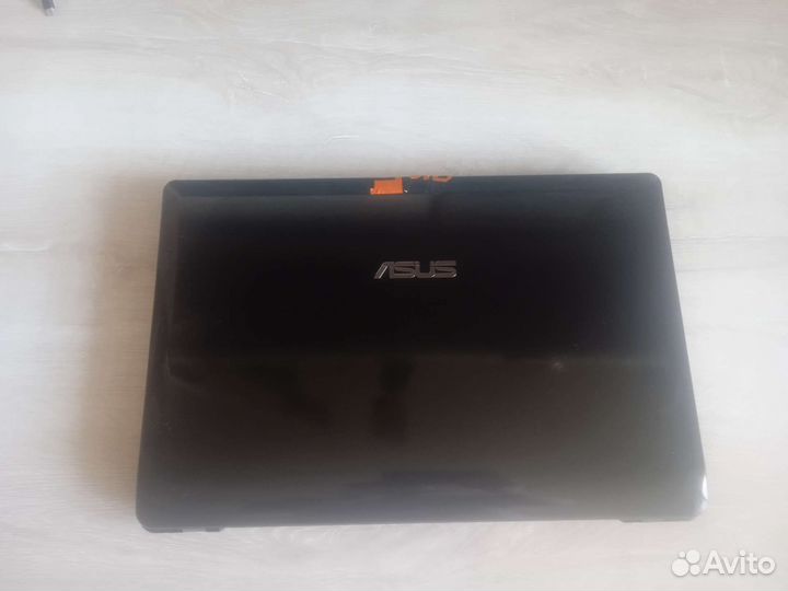 Asus