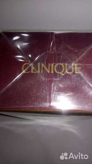 Парфюмерная вода clinique aromatics black cherry