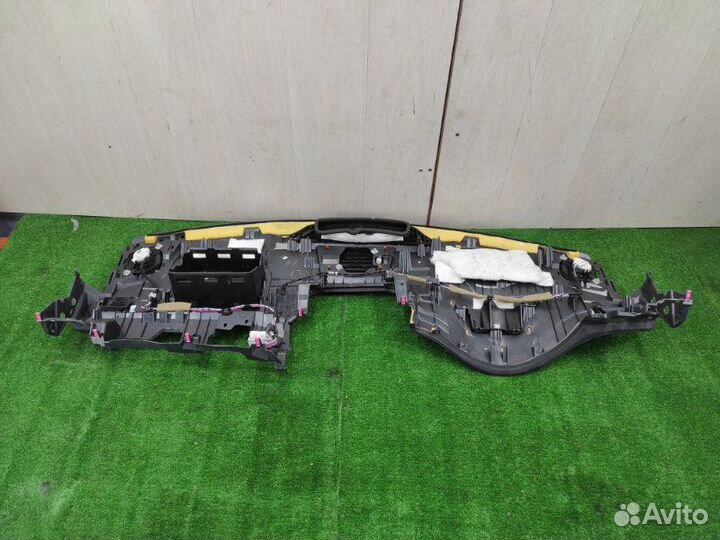 Панель передняя салона (торпедо) Lexus Nx200