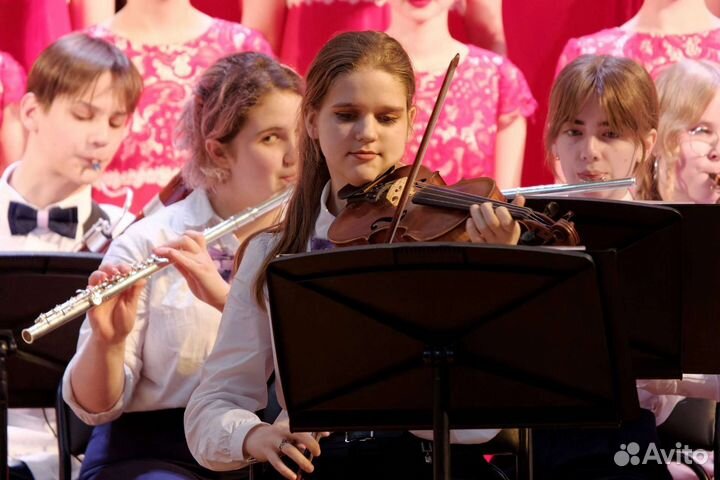 Репетитор по игре на скрипке