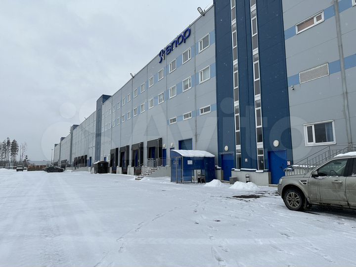 Склад, 8250 м²