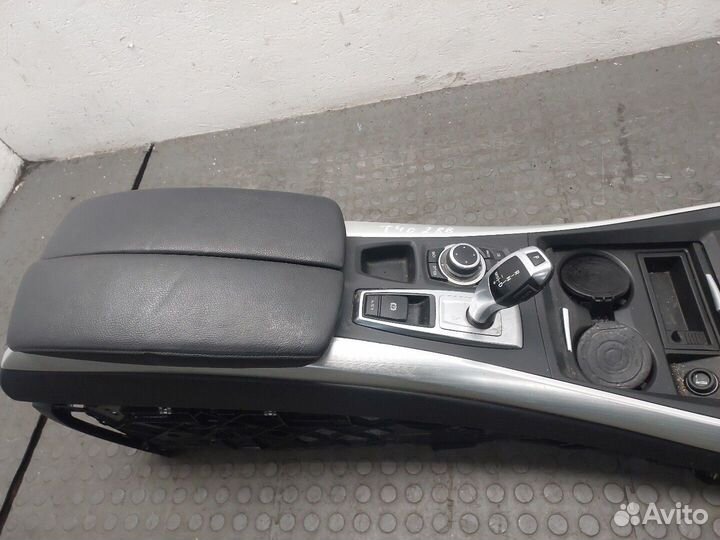 Консоль салона BMW X5 E70, 2010