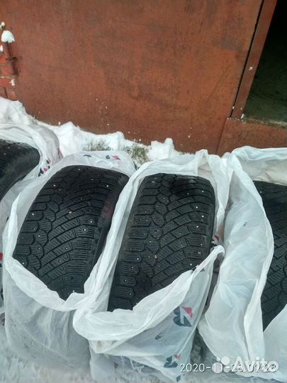 Continental IceContact 2 SUV 235/55 R17