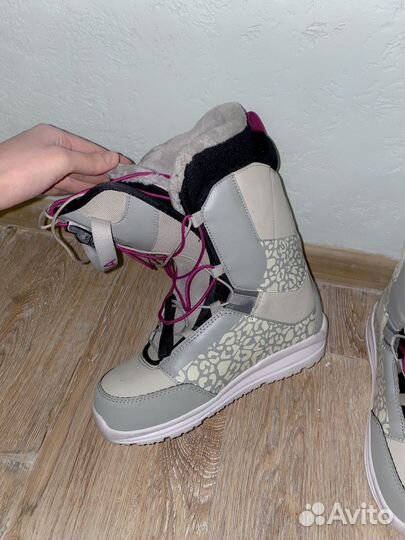 Ботинки для сноуборда женские 38