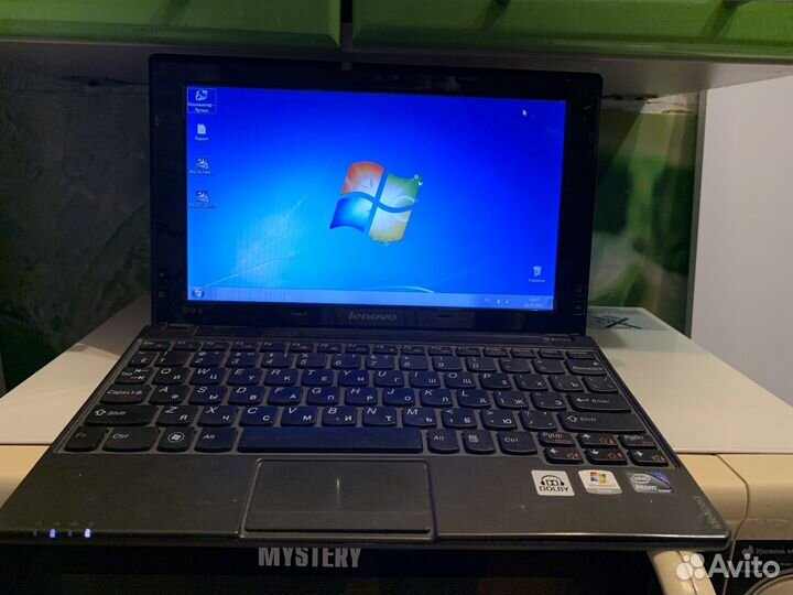 Продам на запчасти ноутбук Lenova