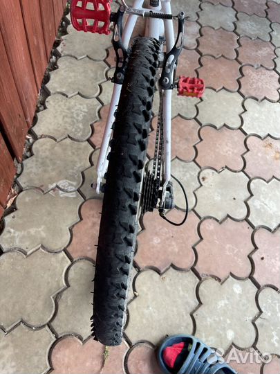 Велосипед btwin rockrider300