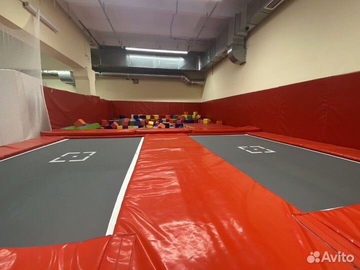 Спортивный батут 2,7 м.*4 м