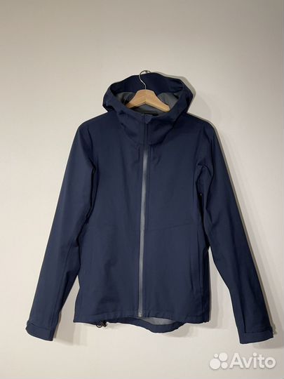 Ветровка Uniqlo Blocktech