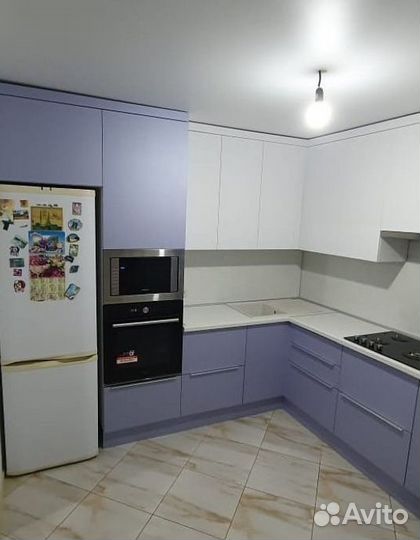 Кухня. Влагостойкая столешница