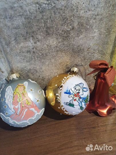 Ёлочные игрушки стеклянные.Шары и колокольчик