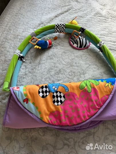 Развивающий коврик для малышей