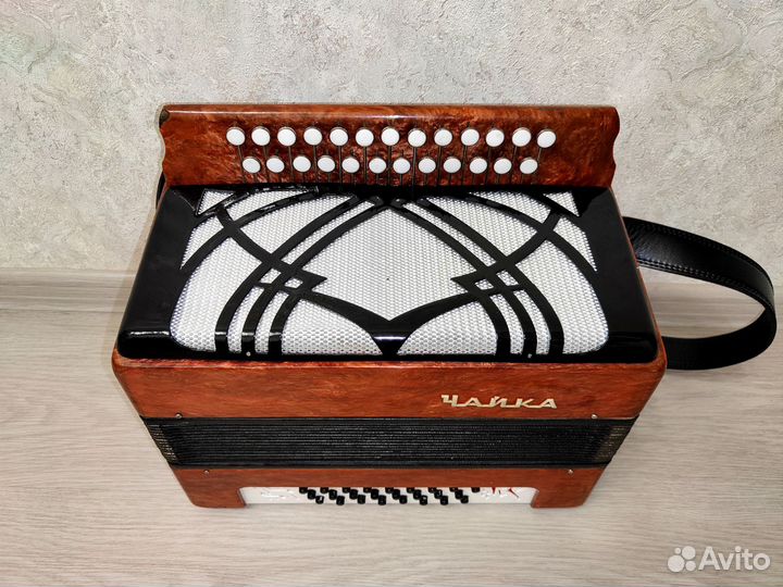 Гармонь шуйская чайка