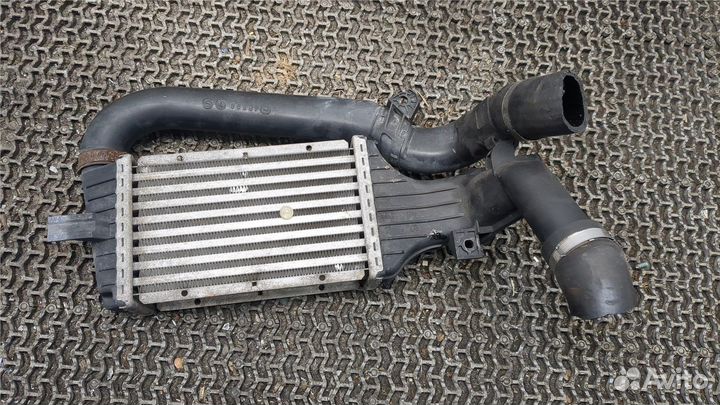 Радиатор интеркулера Opel Zafira A, 2001