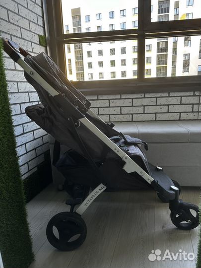 Коляска прогулочная yoya plus