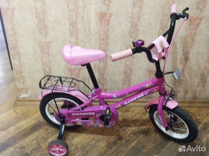 Трехколесный велосипед