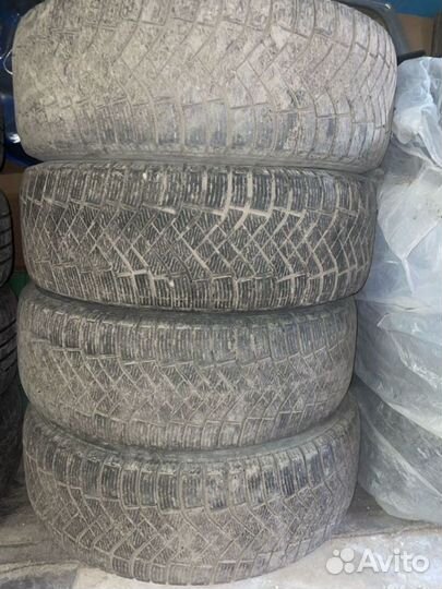 Bridgestone Dueler H/P Sport 215/65 R16