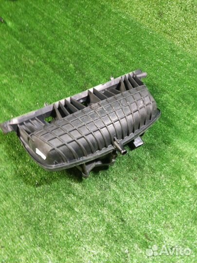 Впускной коллектор Volkswagen Touran BMY