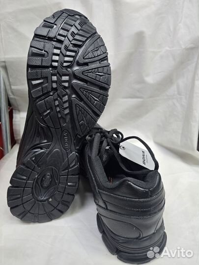 Кроссовки мужские Bona 46,5 размер