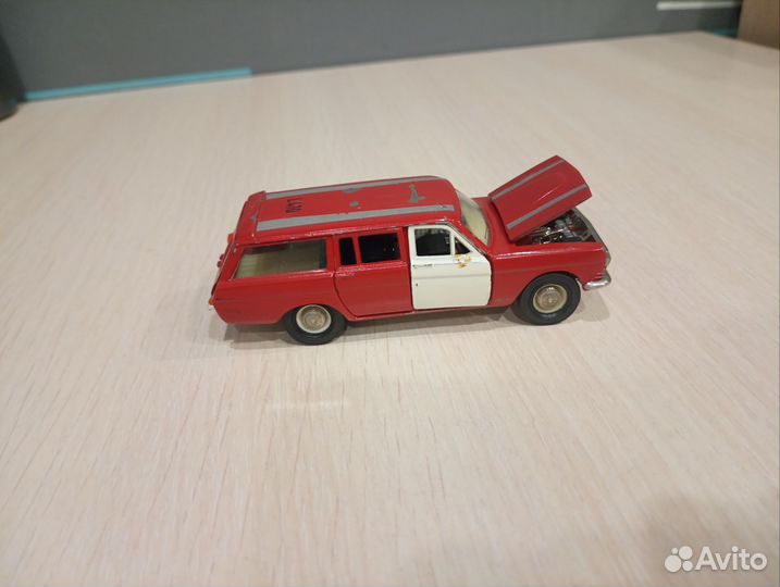 Модель СССР 1 43 Волга газ