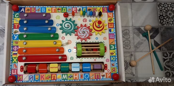 Бизиборд развивающий для малышей 