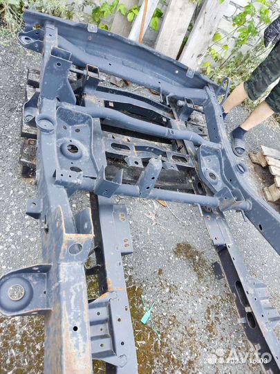 Рама Ssang Yong rexton