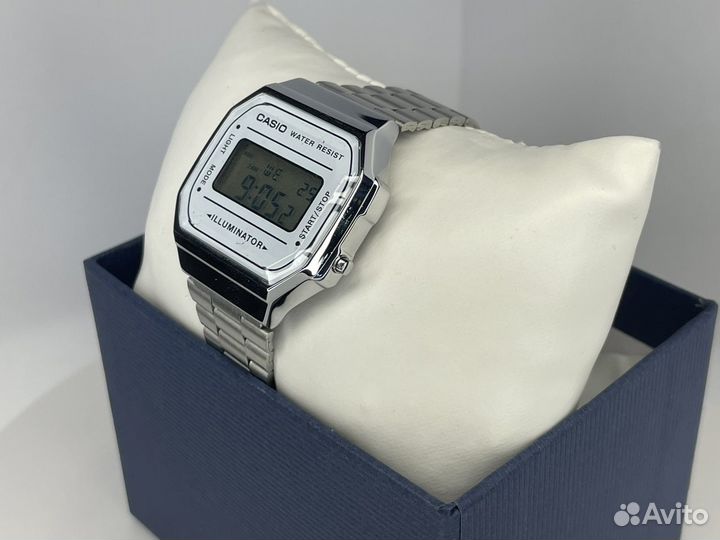 Наручные часы Casio