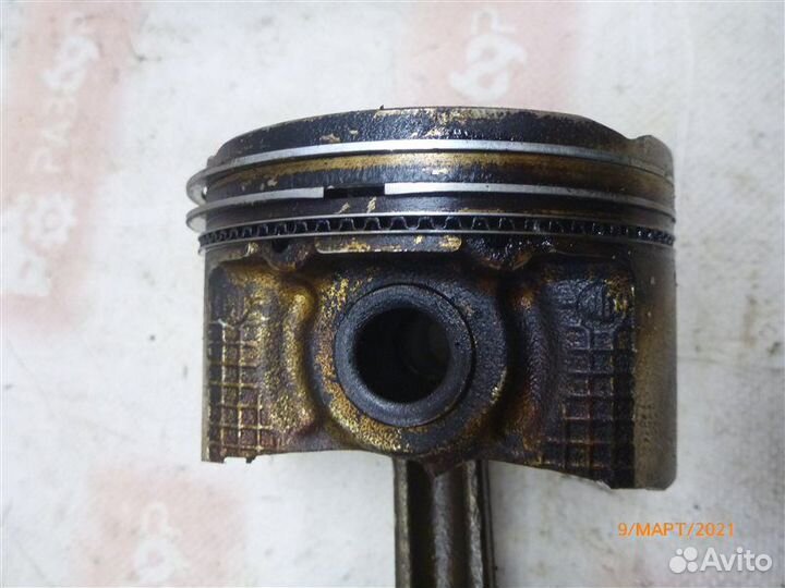 Поршень с шатуном Mazda Mazda3 BK Z6 2006