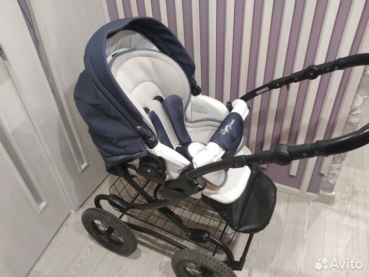 Коляска zippy 3 в 1