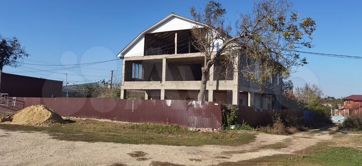 Дом 232 м² на участке 11 сот.