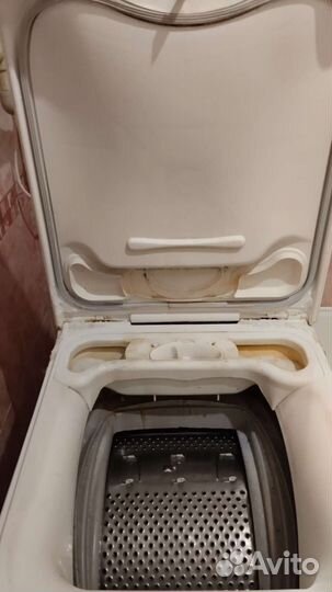 Стиральная машина с вертикальной загрузкой