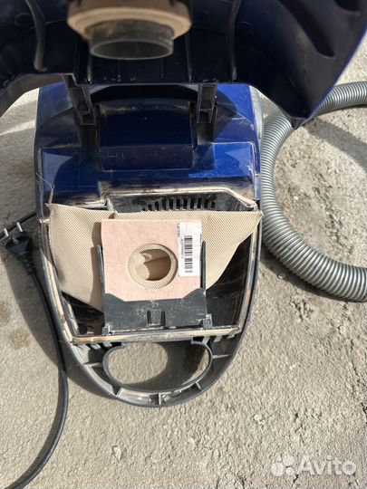 Пылесос Rolsen