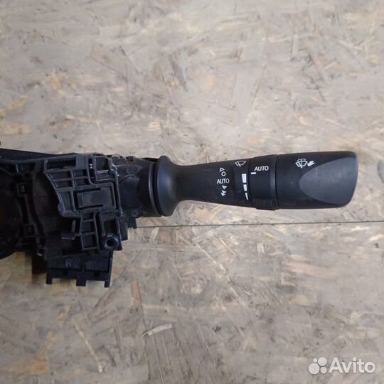 Переключатель подрулевой Toyota Camry 2.5 2014