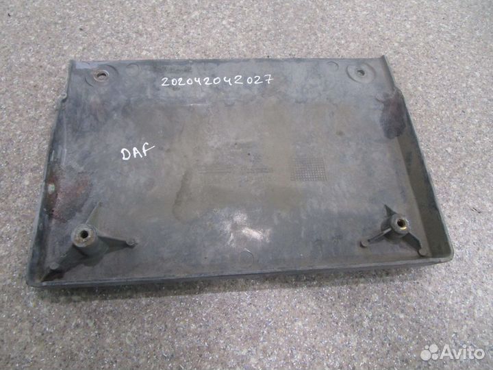 Спойлер боковой задний нижний правый DAF 1658401