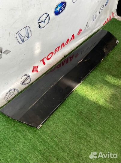 Молдинг на дверь левый Mercedes Sl-Class R129