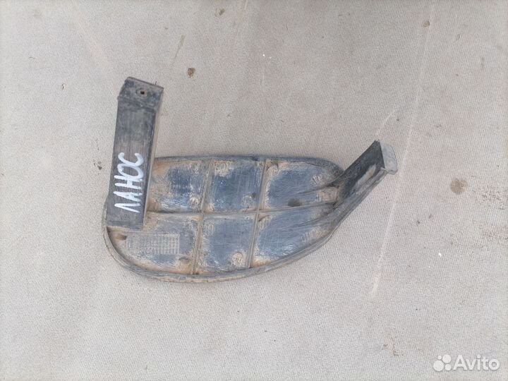 Заглушка противотуманной фары для Chevrolet Lanos