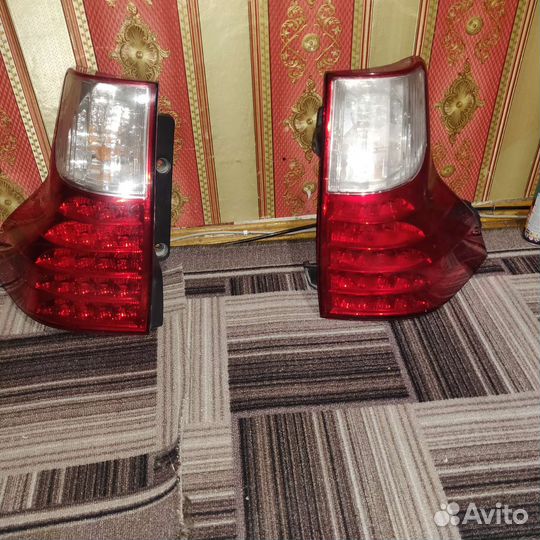 Задние светодиодные фонари Toyota Prado 150