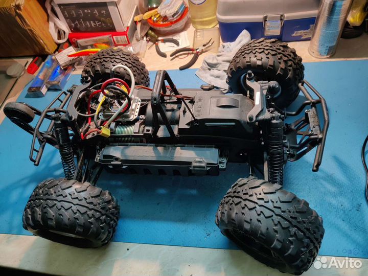 HPI Savage flux 1/8 Машина + запчасти из описания